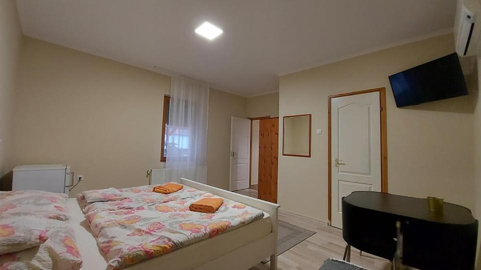 Napsugar Vendeghaz Hotel Egerszalók Eksteriør billede